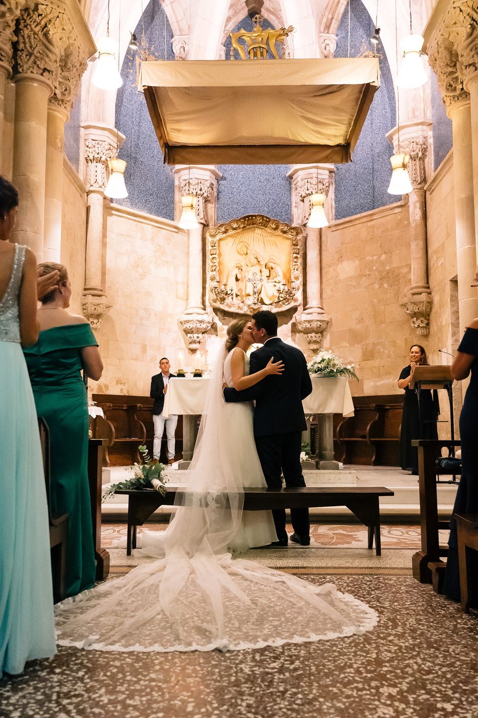 Beijo no altar